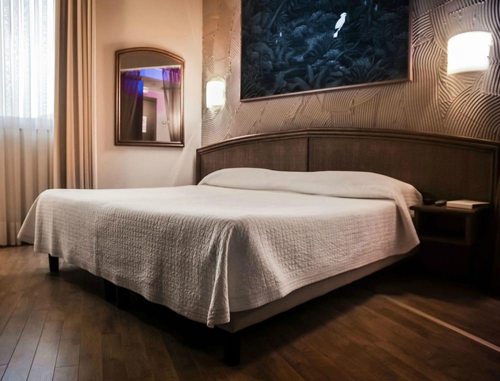 Welcome Hotel เลนญาโน ภายนอก รูปภาพ